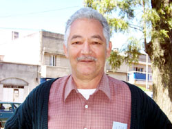 Edil Valentín Leal