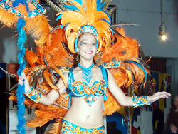 Noche de desfile de fantasías