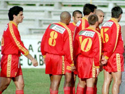 Hace diez años que un grupo de jugadores rojos enmudecían al país