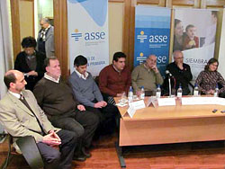 En el marco del Programa Siembra fueron entregadas laptops a médicos de ASSE