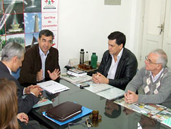 Encuentro del Intendente Osorio con el prefecto Wainer Machado por tema de aduana integrada