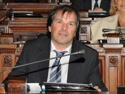 Diputado Richard Sander presentó ayer diversos pedidos de informe