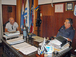 Vereador Cláudio Coronel se reunió con el Jefe de Policía de Rivera por ganado incautado en la frontera