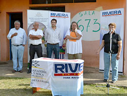 Entrega de maquinaria a apicultores de Tranqueras