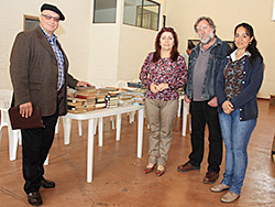 Entrega de libros en la cárcel de Cerro Carancho