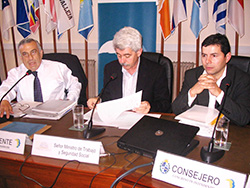 Rivera y otras cinco intendencias firmaron ayer un convenio con UTE