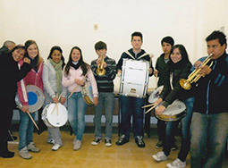 Comisión de apoyo a la nueva banda del Liceo Nº 1 adquirió nuevos instrumentos