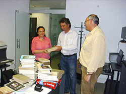 Diputado Gerardo Amarilla entregó material didáctico para el Liceo Nº 7