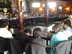 Visitó Rivera la Mesa Política del Frente Amplio