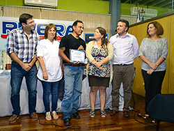 Se presentó la Guía del Emprendedor de Rivera y se entregaron diplomas a jóvenes emprendedores