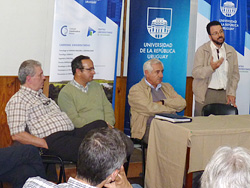 Inicio de la Carrera de Ingeniería Forestal con la presencia de tres Decanos