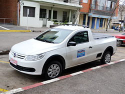 Nueva camioneta en la División de Adquisiciones del Corralón Municipal