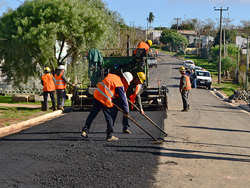 Intendente Departamental Marne Osorio recorrió obras en Minas de Corrales