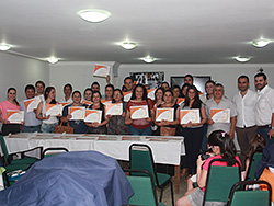 Entrega de certificados de Instituto Innova