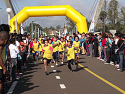 Numerosa concurrencia en la correcaminata 4K / 7K