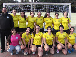 El handbol local sigue en alza y estuvo en Maldonado recogiendo experiencia