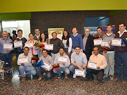 Entrega de certificados del curso de soldadura y herrería de obra