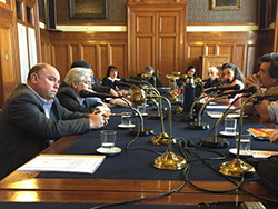 Autoridades y representantes comerciales en Montevideo, reclamando políticas de frontera