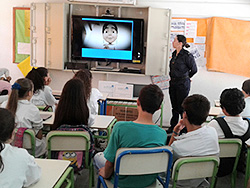 Charlas sobre acoso y consumo de drogas