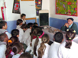 Muestra del Museo Sin Fronteras visitó la Escuela Nº 96 de Rivera