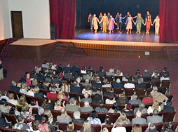 Con la presentación del ballet del Sodre se reinauguró el Teatro “15 de febrero de 1985”