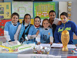 Clase abierta en la Escuela Nº 8 por Mundial de Fútbol en Brasil