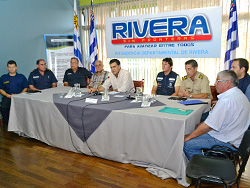 Rivera en campaña de solidaridad como respuesta al evento climático del sábado