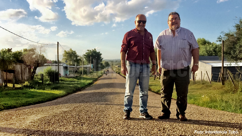Intendente Eber da Rosa recorrió las calles de Villa Ansina